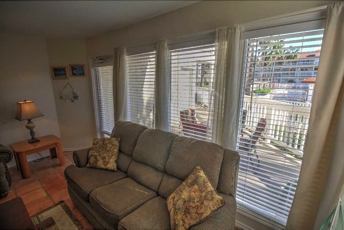 Gulfpoint 3103 - 2 Br Condo