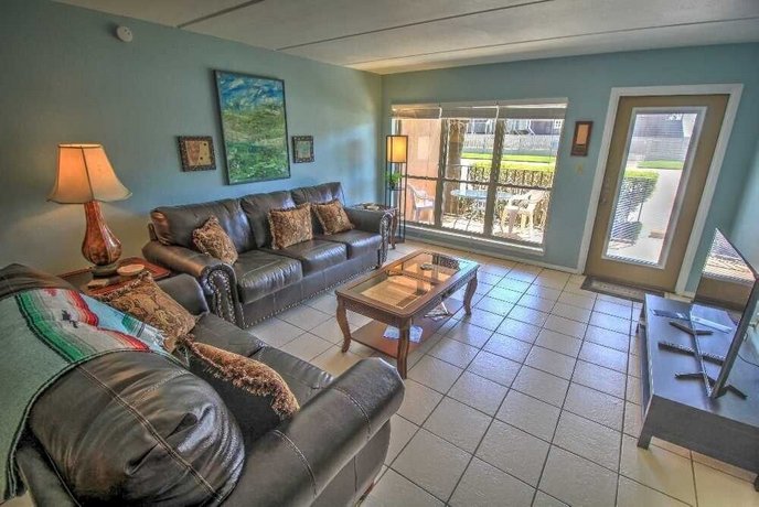 Beachview 105 - 2 Br Condo