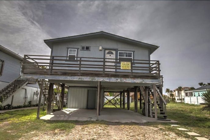 The 12th Month - 3 Br Home
