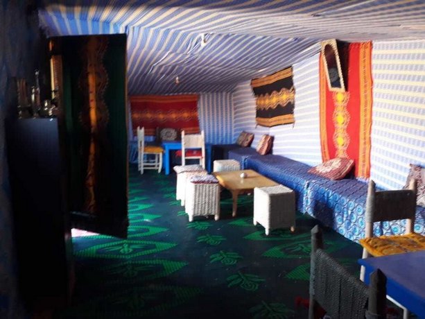 erg chebbi camel trek camp