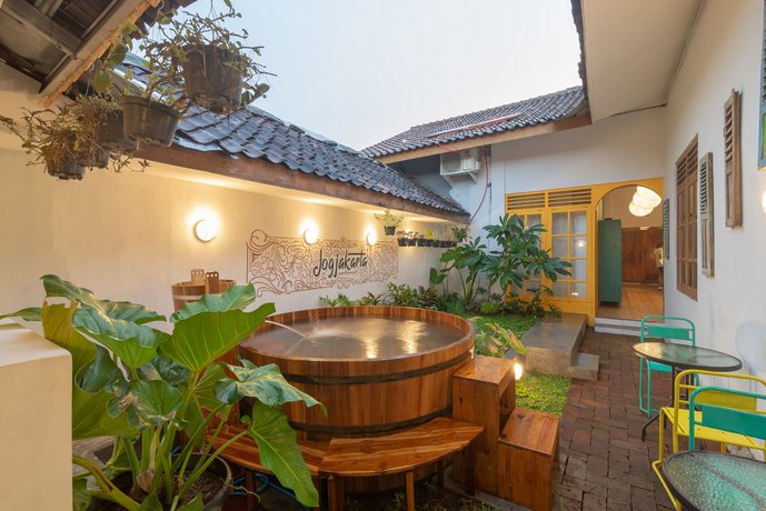 Wonderloft Hostel Jogja