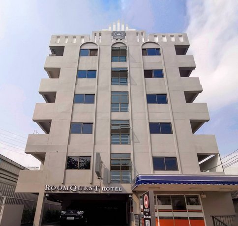 RoomQuest Ratchada MRT Suttisan