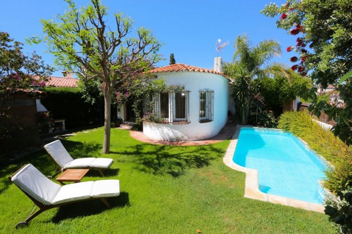 Villa Moderna Para 8 Personas en Cambrils