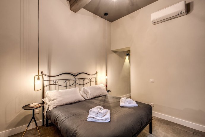 St Eligio Suite