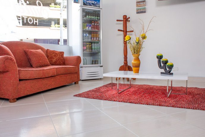 Hotel Suites 44 Laureles