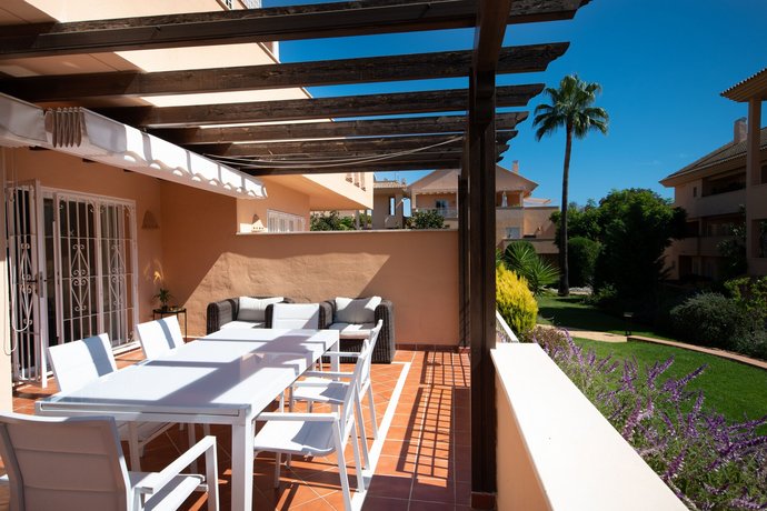 Stunning modern holiday Home in Elviria Marbella