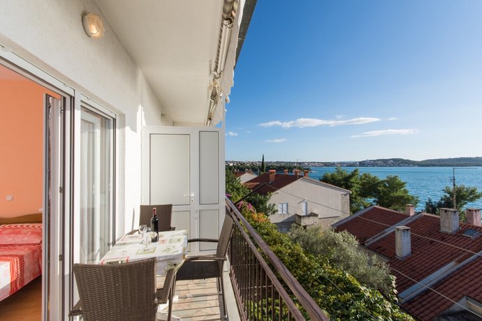 Apartments Mastelic Trogir