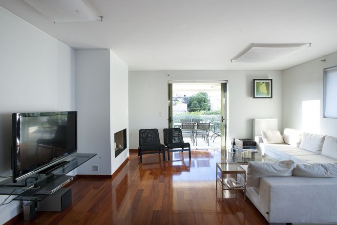 Voula Modern minimal & stylish 73sqm