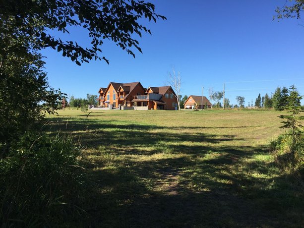 Tranquil Waters Inn Deer Lake Regional Airport Canada thumbnail