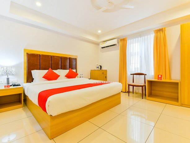 Capital O 22459 Edasserys Kalamassery Tourist Home