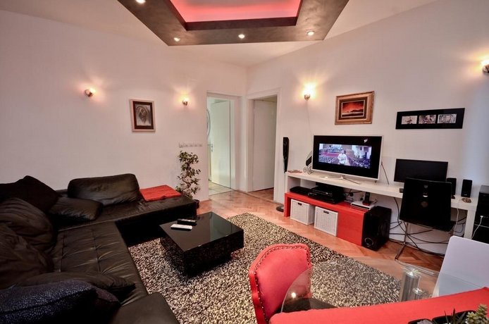Alex Apartments Budva
