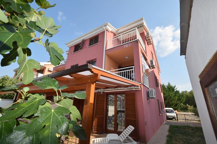Apartment Alex Malinska