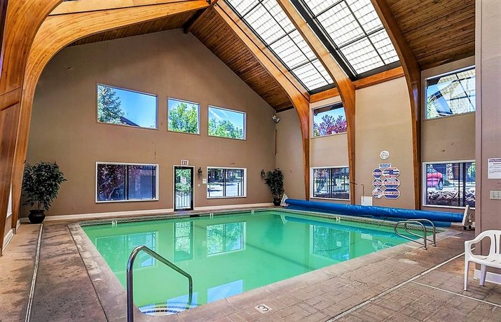 Viking Estate Condo-1657 by Big Bear Vacations