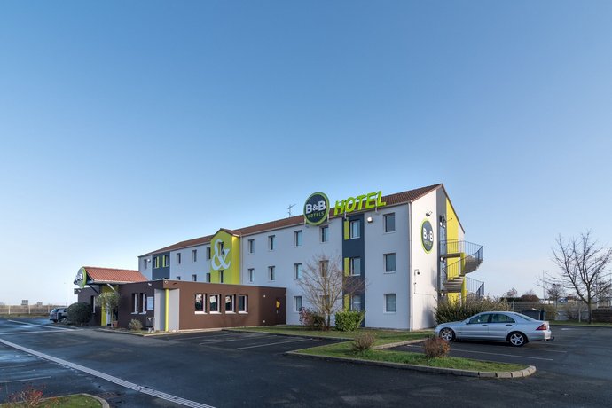 B&B Hotel CHATEAUROUX Deols Chateauroux-Centre Marcel Dassault Airport France thumbnail