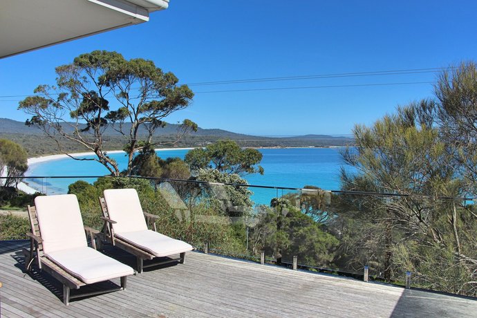 Beach Side Bay Of Fires