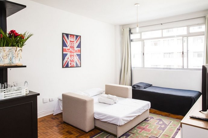 Amplo apartamento no centro 2 quadras do metro