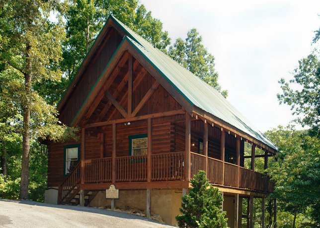 Buddy Bear 249 - Two Bedroom Cabin