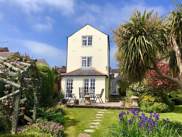 Mulberry Cottage Cowes