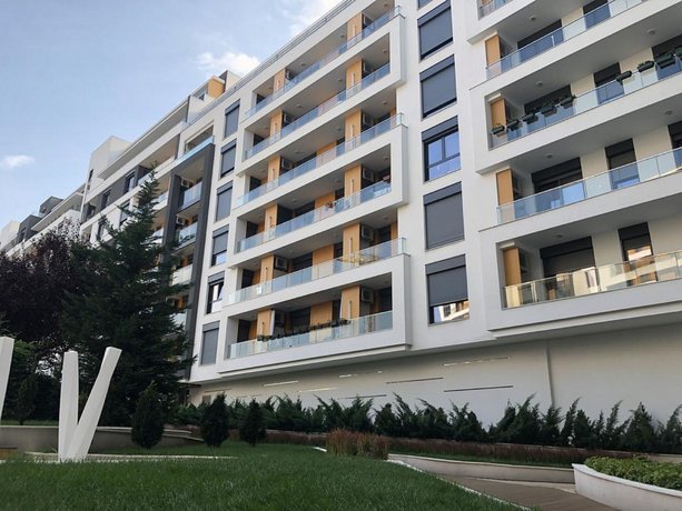 Central Garden Apartment Zvezdara Belgrade