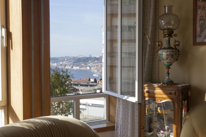 Avenida Apartment by MP
