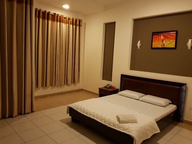 Nhat Van Hotel
