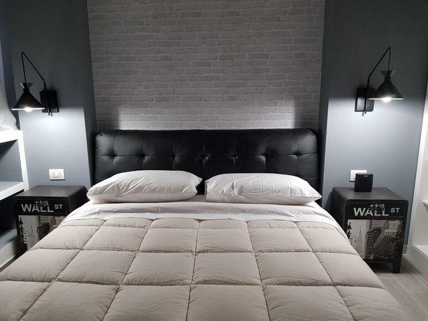 2b Fifteen Floor Suite Napoli