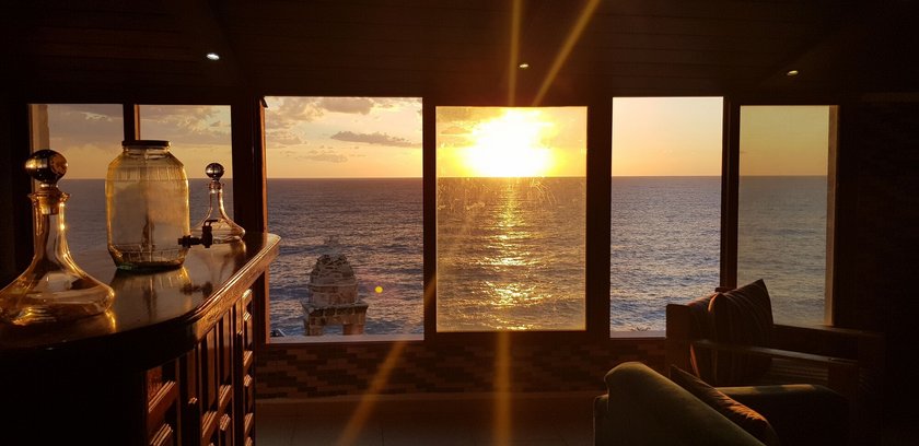 Apartment Near Lady of the Sea & Phoenician Wall