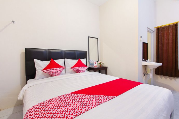 OYO 1718 Residence Wak Gobenk