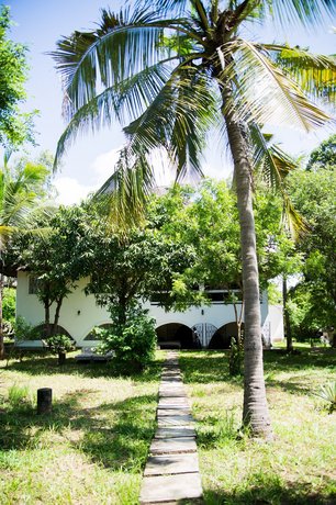 Footprints House