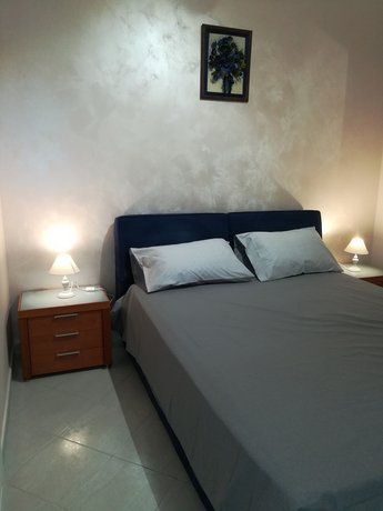 Delby's house