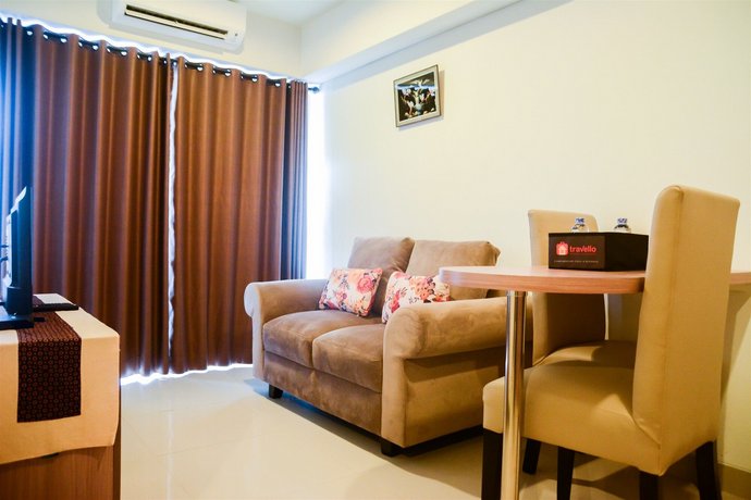 Cozy 1BR H Residence Apartment near MT Haryono By Travelio
