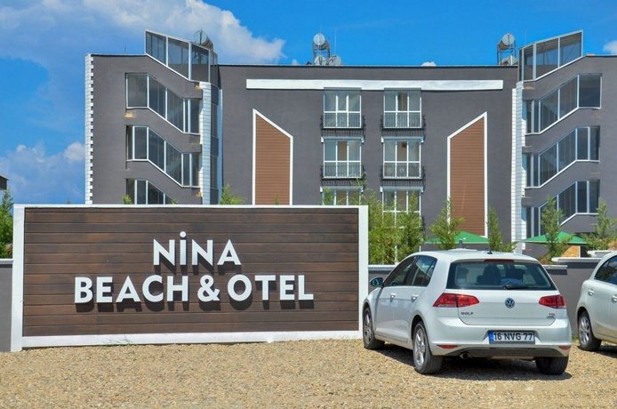 Hotel Club Nina