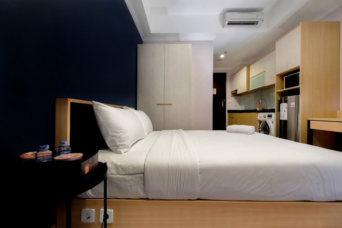 Comfortable Studio at Menteng Park Apartment