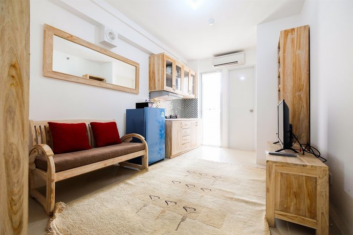 Comfortable at Bassura Apartment near to Bassura City Mall