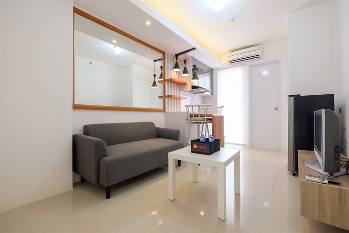 Compact 1BR Bassura City Apartment near Jatinegara By Travelio