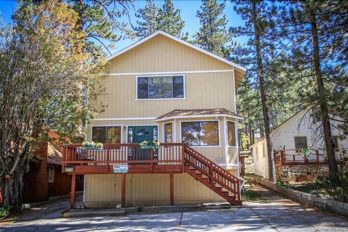 Family Fun House Big Bear Lake