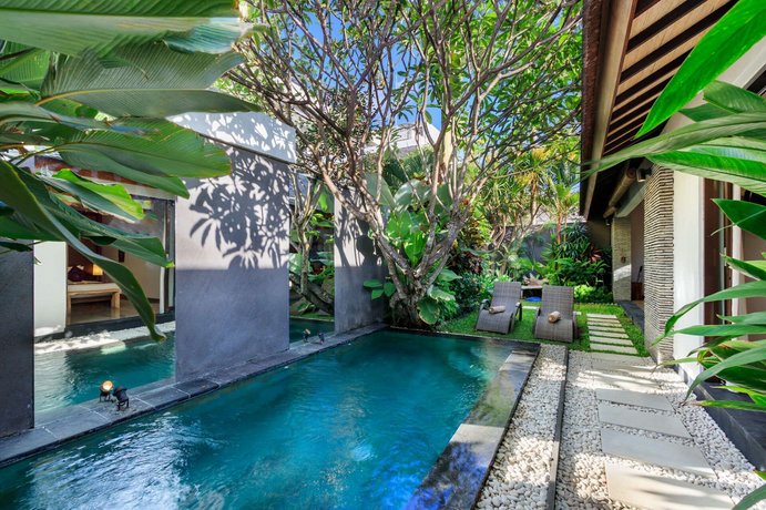 Beautiful Villa with Private Pool Bali Villa 2011