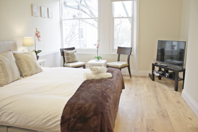 Urban Stay Oxford Gardens Apartments