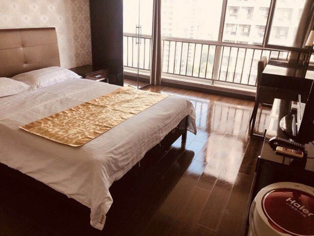He Yue Hotel