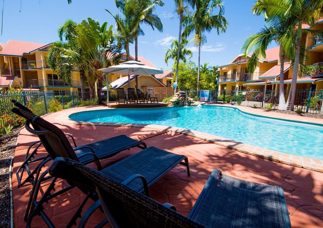 Photo: Beach Court - Airlie Beach