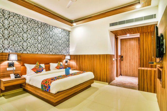 FabHotel Rove MahipalPur