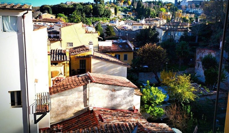 San niccolo with views
