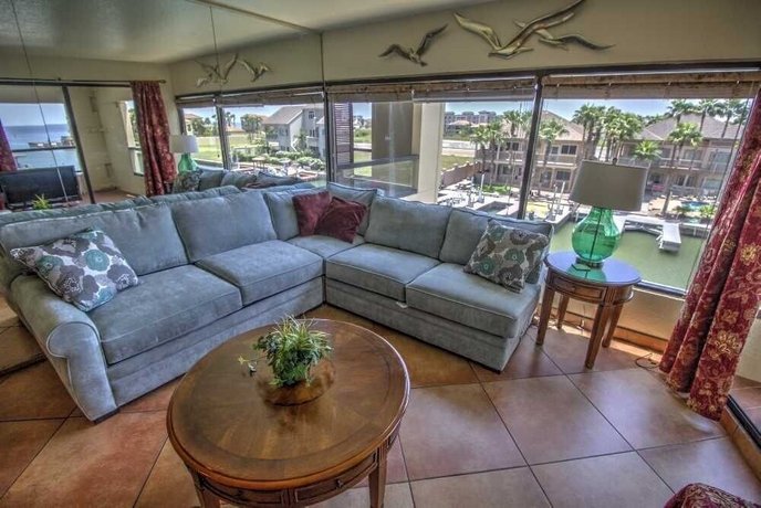 Landfall Towers 34 - 1 Br Condo