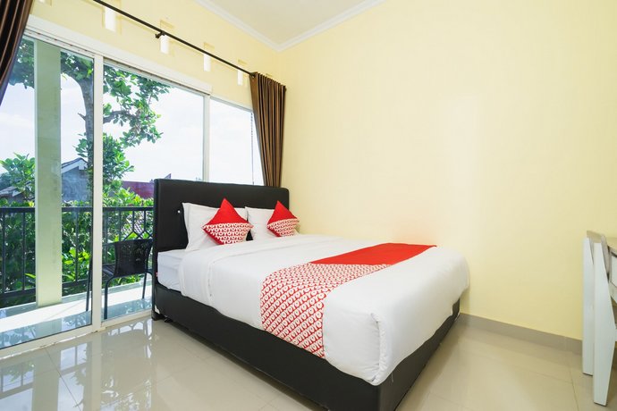 OYO 1855 Elise Exclusive Residence