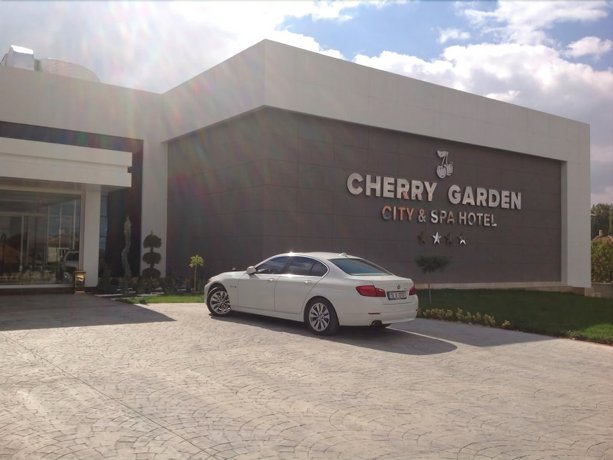 Cherry Garden City & Spa Hotel