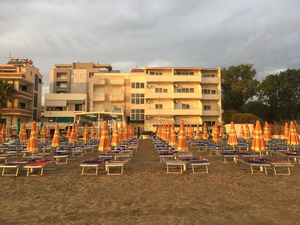 Hotel Maren Durres