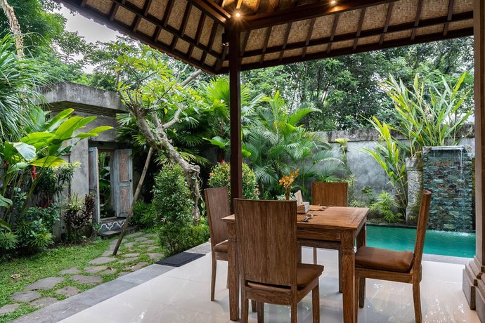 Pratiwi Ubud Villa