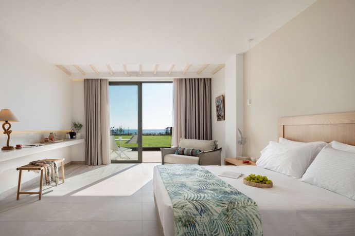 Cavo Delea - Elegant Suites
