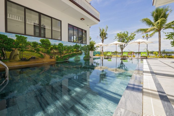 Phuc Hung Riverside Villa