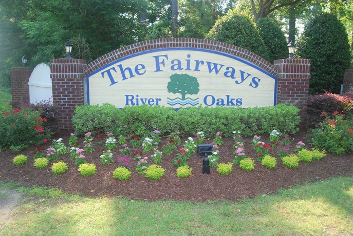 Fairways At Riveroaks 23D 3 Bedrooms 2 Bathrooms Condo